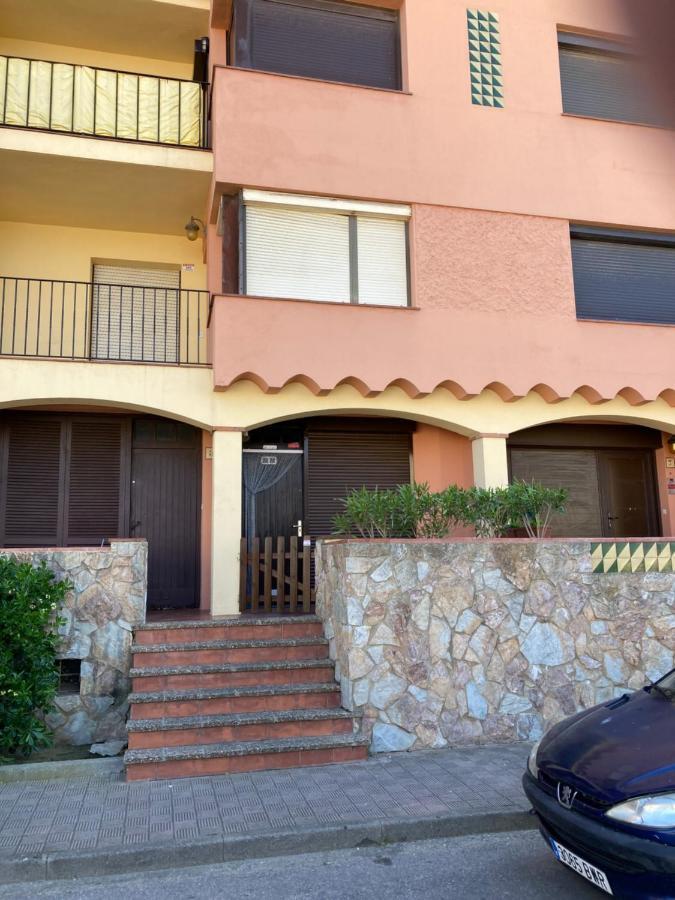 Très Bel Appartement Entièrement Rénové Ampuriabrava Exterior foto